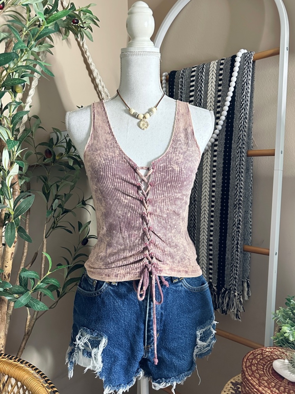 American Eagle Soft & Sexy Rib Lace Up Tank Top Pink Tie Dye Fitted Medium